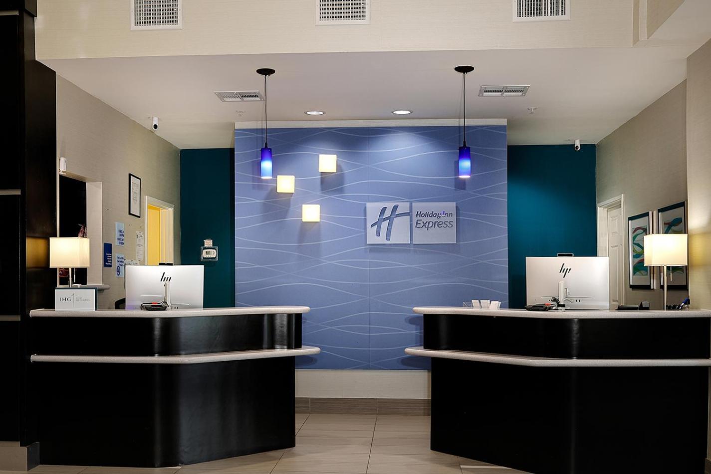 Holiday Inn Express & Suites Houston Northwest-Brookhollow By Ihg Esterno foto