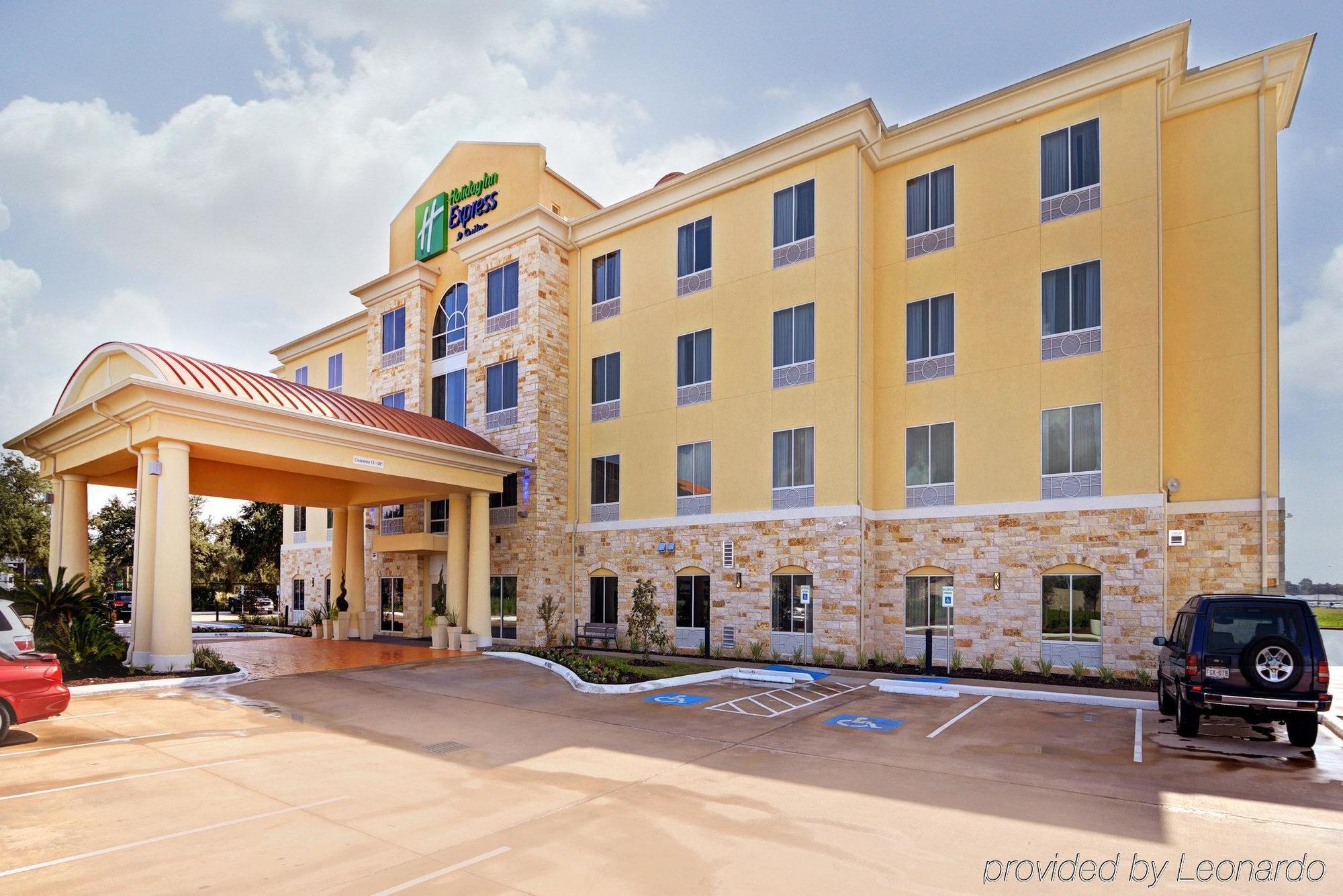 Holiday Inn Express & Suites Houston Northwest-Brookhollow By Ihg Esterno foto