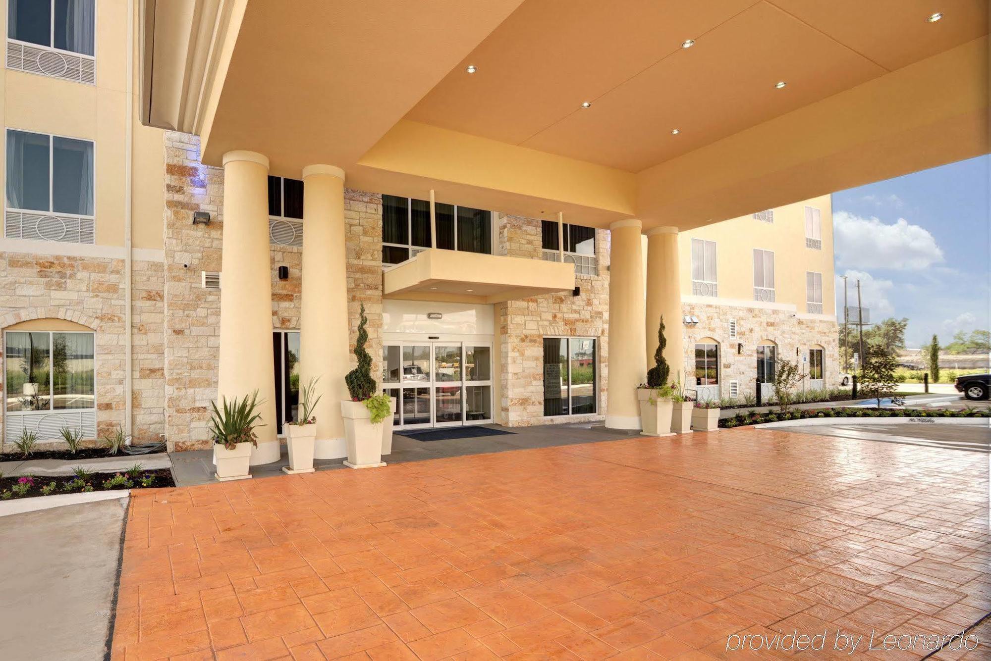 Holiday Inn Express & Suites Houston Northwest-Brookhollow By Ihg Esterno foto